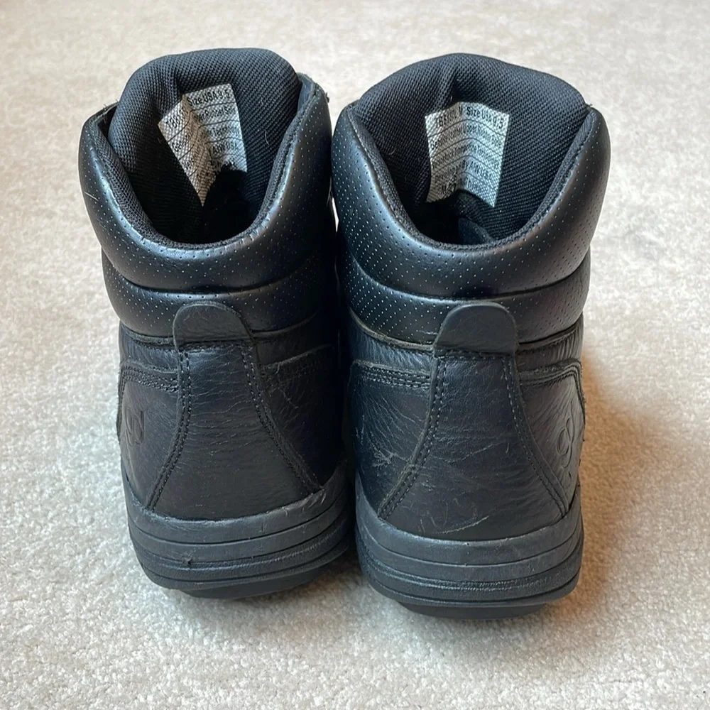 📫 Gravity Defyer leather waterproof work boots: